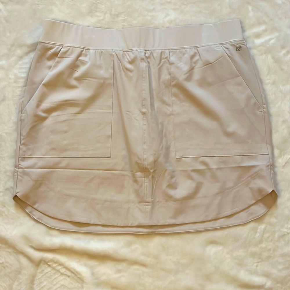NWOT Marika tan skort size L